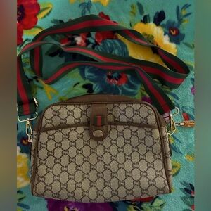 Gucci Plus Sherry line Crossbody Vintage